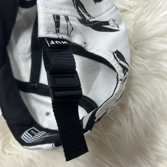 Huf - Picture 5 of 6